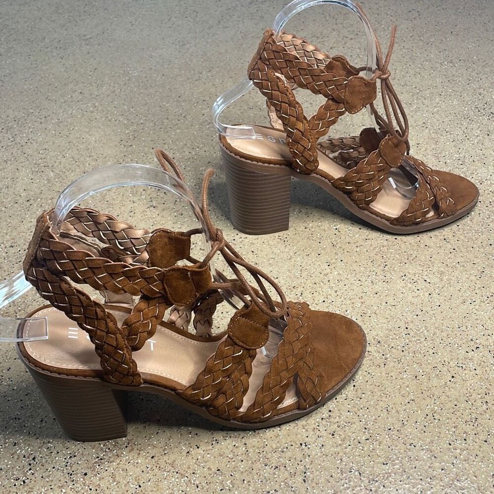 ESPRIT Royale Braided Strap Ankle Tie Sandals 7 Cognac